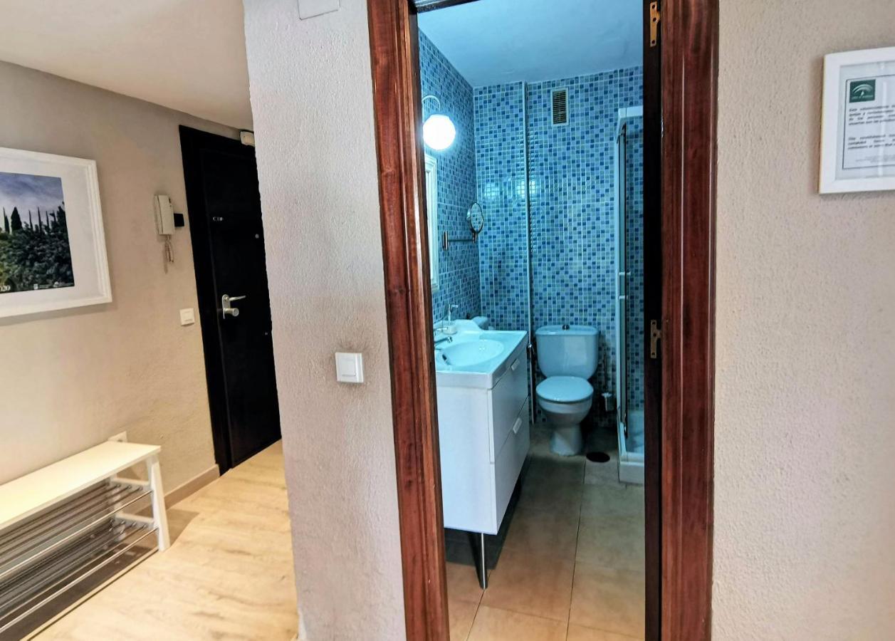 Apartament Torre Del Carmen Malaga Zewnętrze zdjęcie