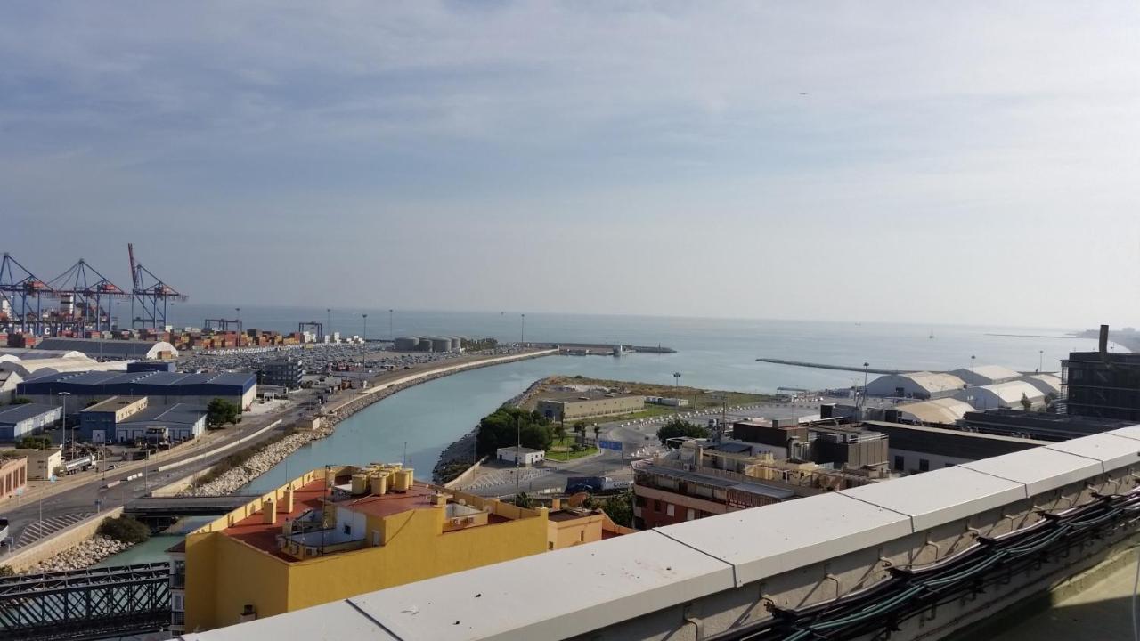 Apartament Torre Del Carmen Malaga Zewnętrze zdjęcie