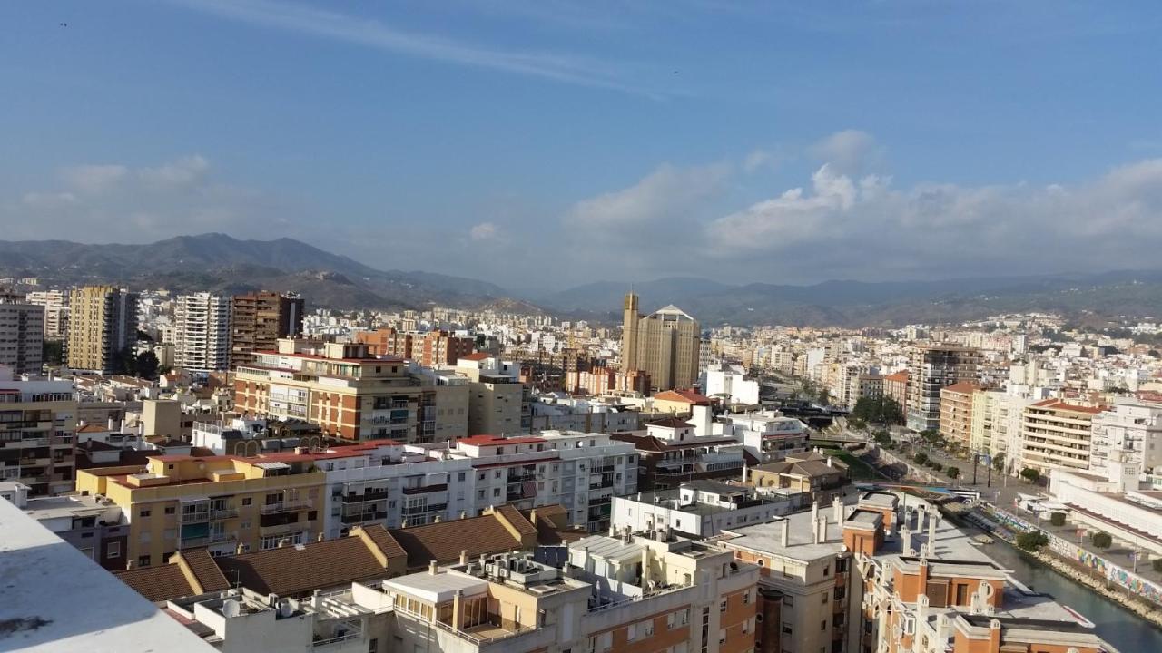 Apartament Torre Del Carmen Malaga Zewnętrze zdjęcie