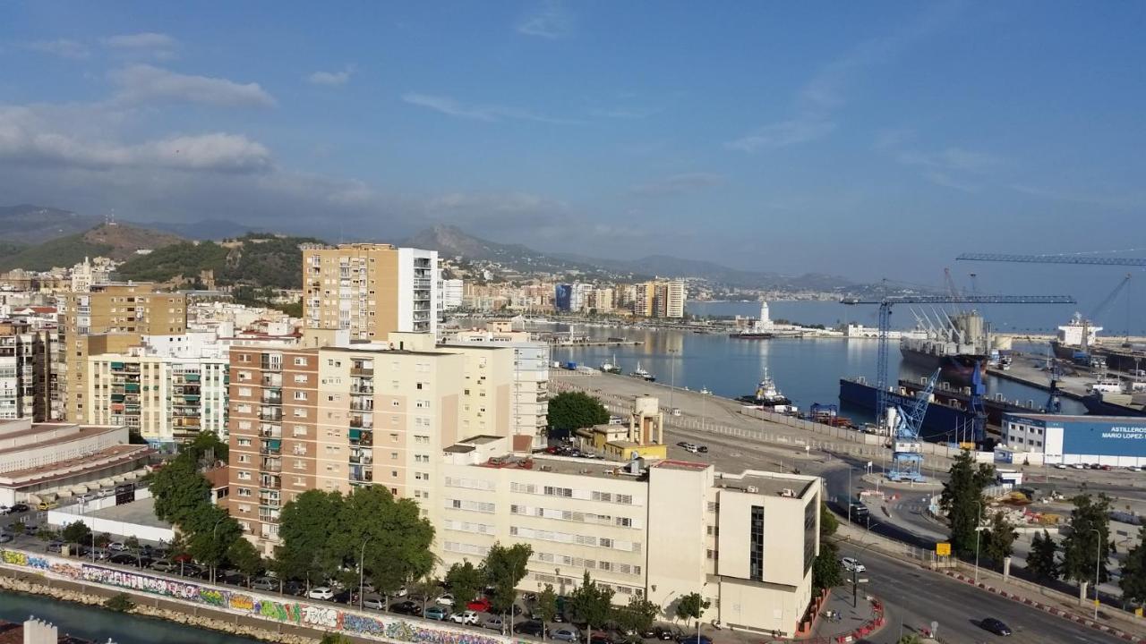 Apartament Torre Del Carmen Malaga Zewnętrze zdjęcie